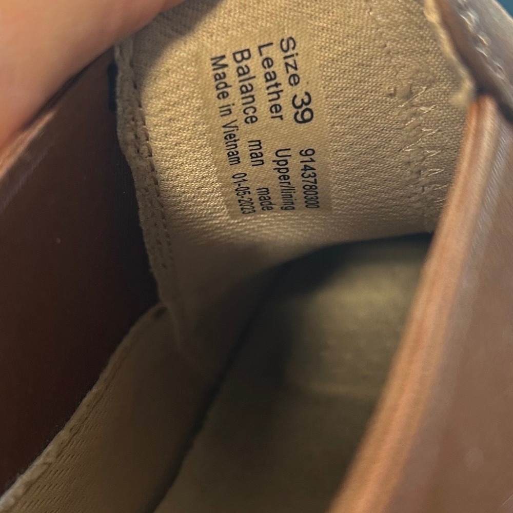 dansko louisa Chelsea low short ankle boots booties brown leather EU 39 US 8.5 - Picture 9 of 9